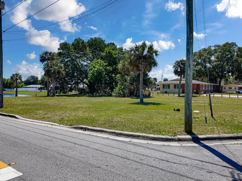 535 Bernard Street, Cocoa, FL 32922