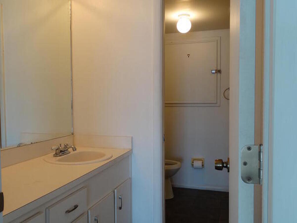 5050 Ocean Beach Boulevard, Cocoa Beach, FL 32931