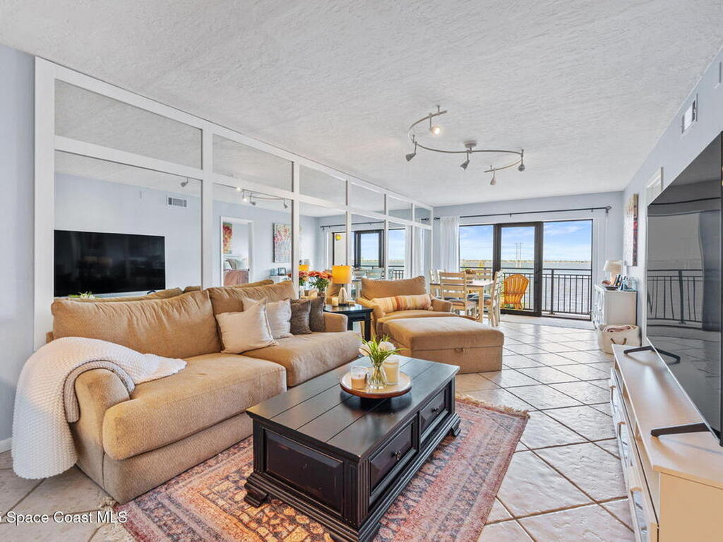 3901 Dixie Highway, Palm Bay, FL 32905