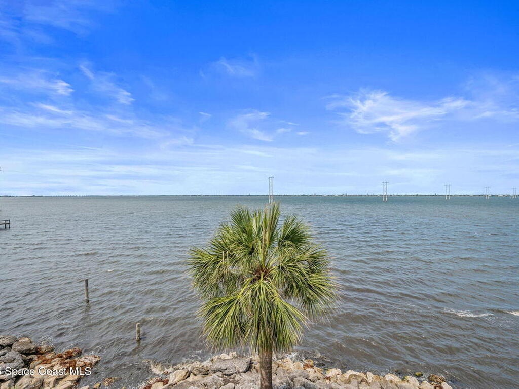 3901 Dixie Highway, Palm Bay, FL 32905