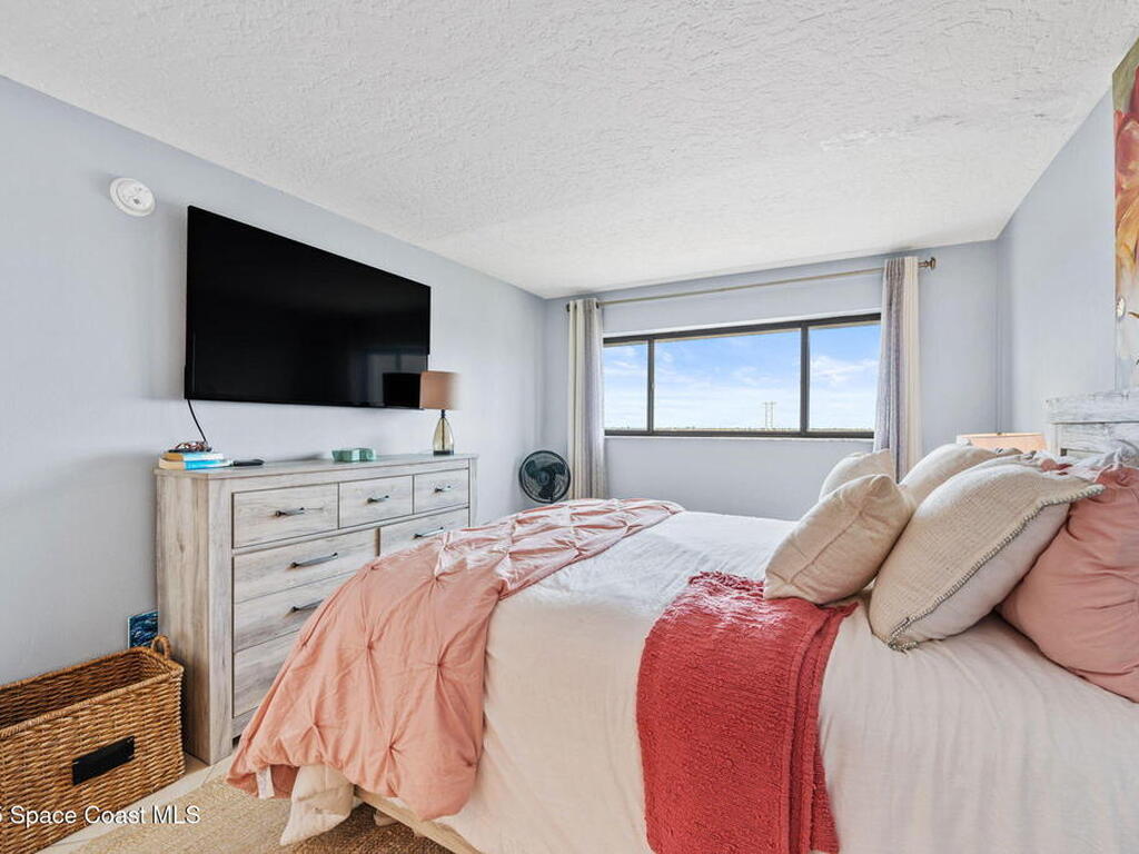 3901 Dixie Highway, Palm Bay, FL 32905