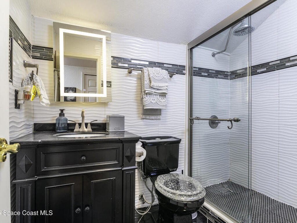 1866 Amberwood Drive, Palm Bay, FL 32909