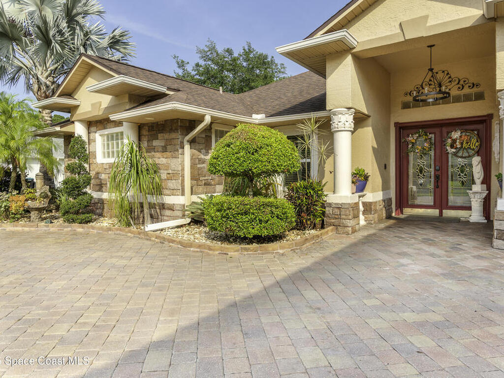 1866 Amberwood Drive, Palm Bay, FL 32909