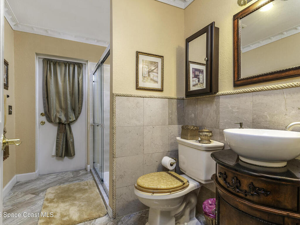 1866 Amberwood Drive, Palm Bay, FL 32909