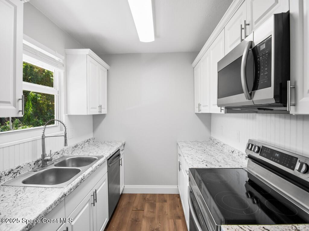 1325 17th Court, Vero Beach, FL 32962