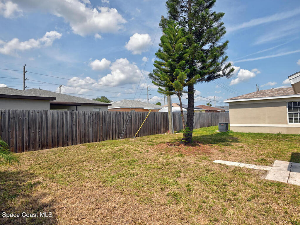 824 Temple Street, Cocoa, FL 32922