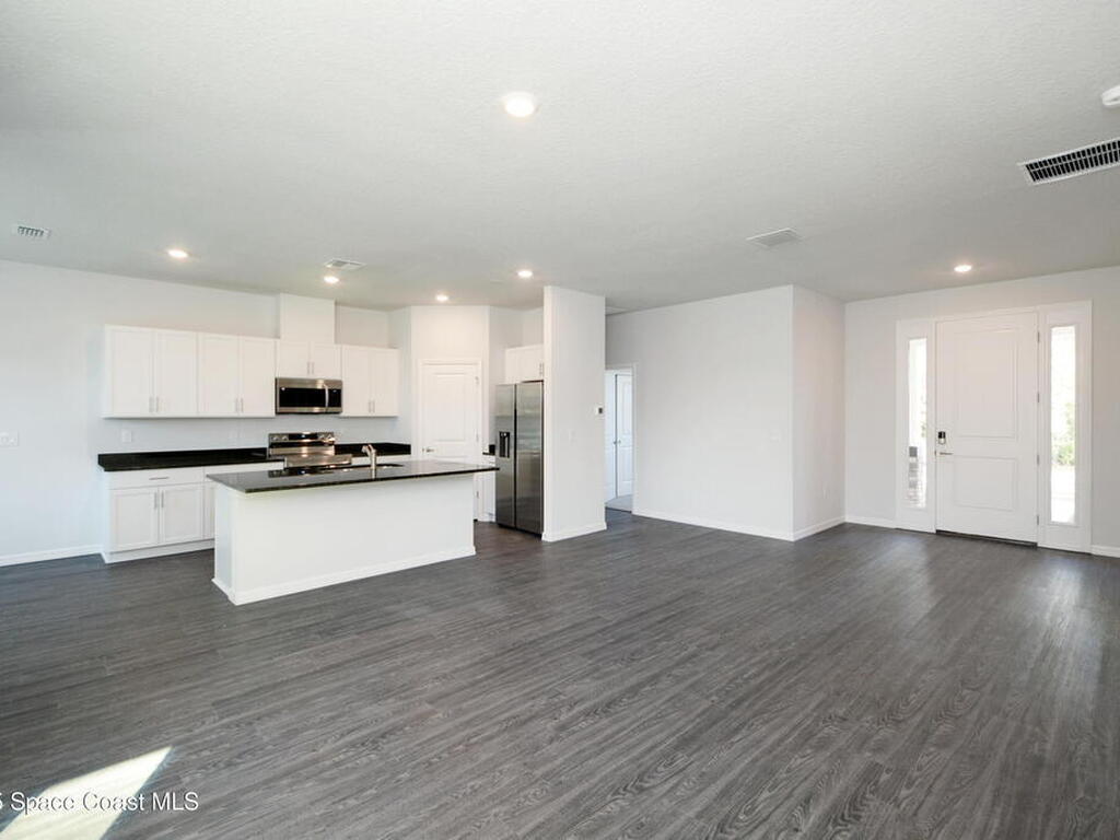 883 Parrotfish Street, Palm Bay, FL 32908