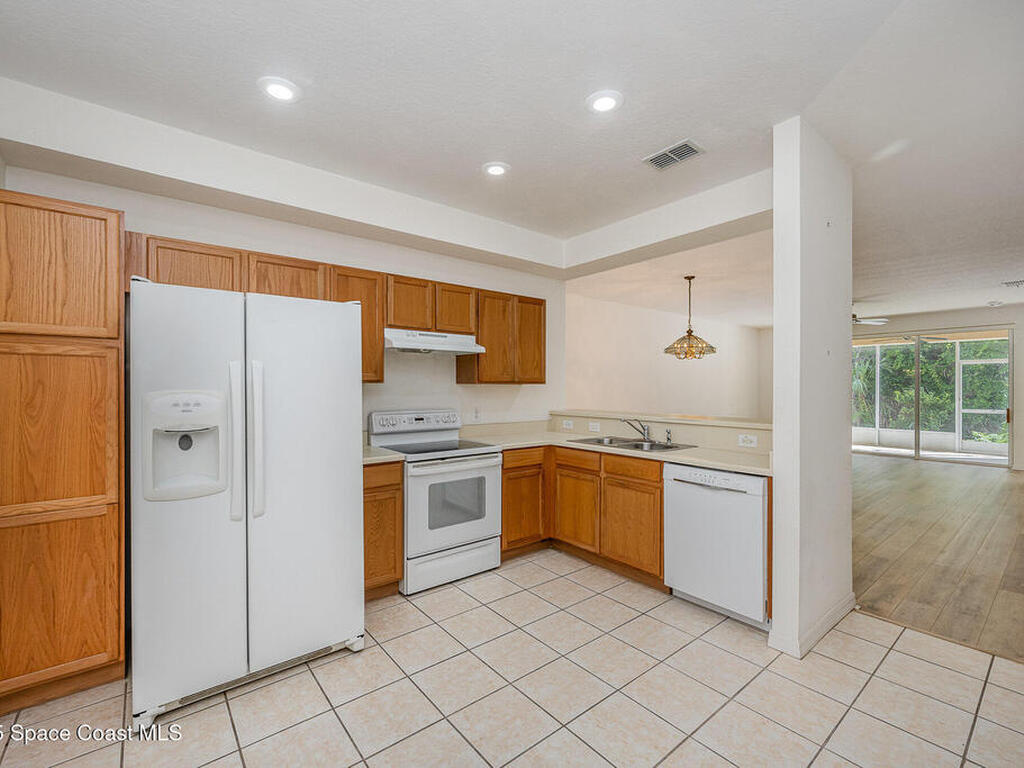 401 Trotter Lane, Suntree, FL 32940