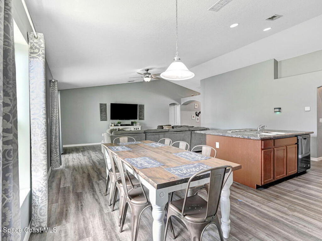 870 Buchanan Avenue, Palm Bay, FL 32909