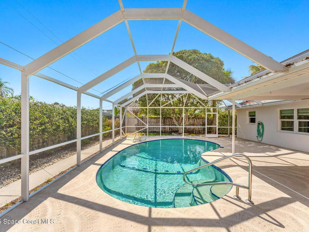 345 Dorset Drive, Cocoa Beach, FL 32931