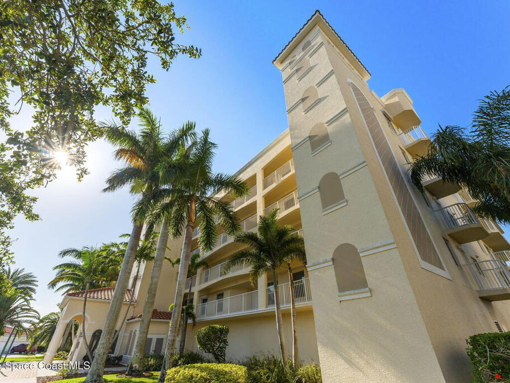 551 Casa Bella Drive, Cape Canaveral, FL 32920