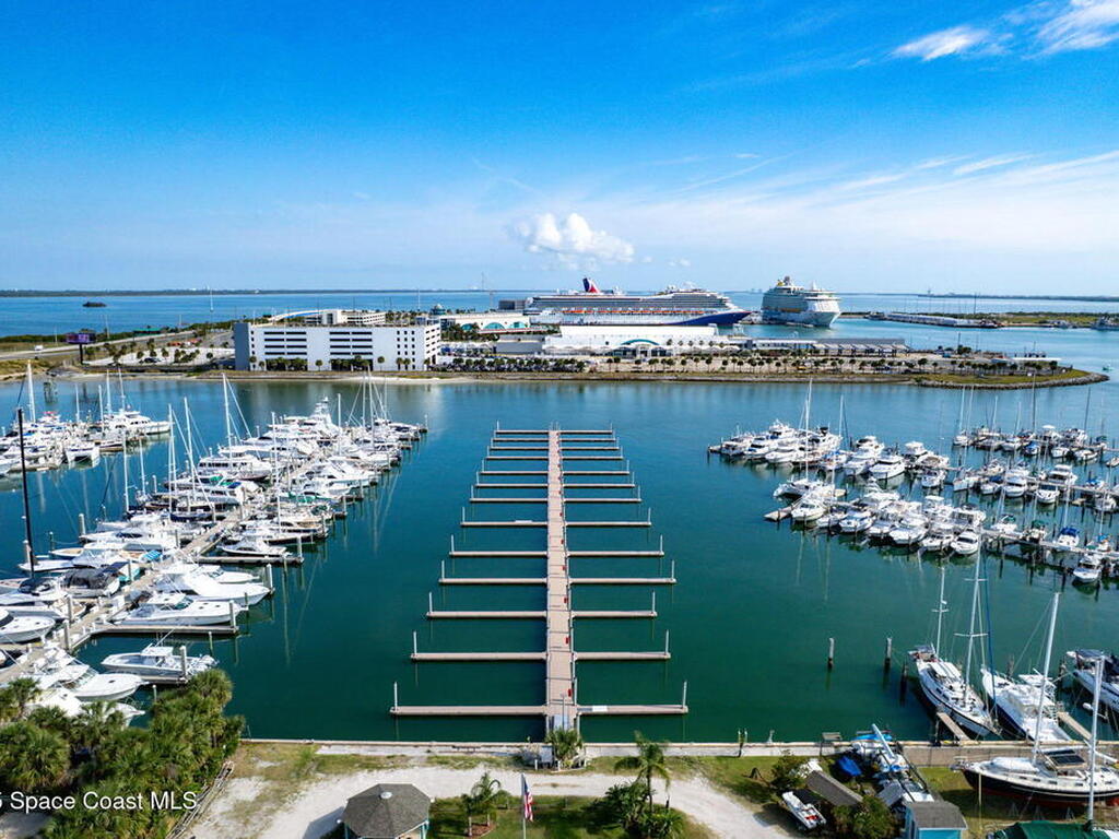 551 Casa Bella Drive, Cape Canaveral, FL 32920