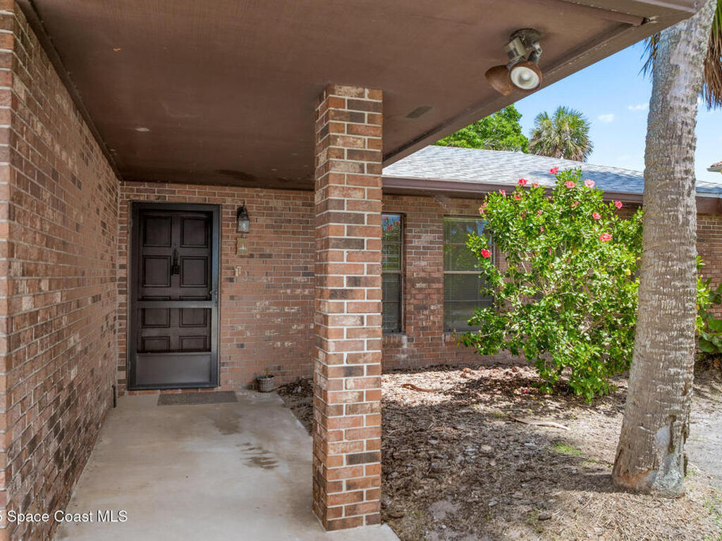 11430 S Tropical Trail, Merritt Island, FL 32952