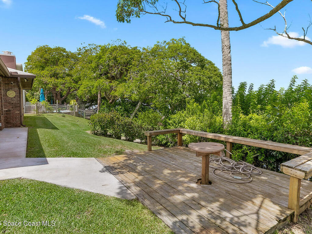 11430 S Tropical Trail, Merritt Island, FL 32952