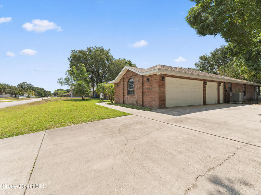 826 Hunan Street, Palm Bay, FL 32907