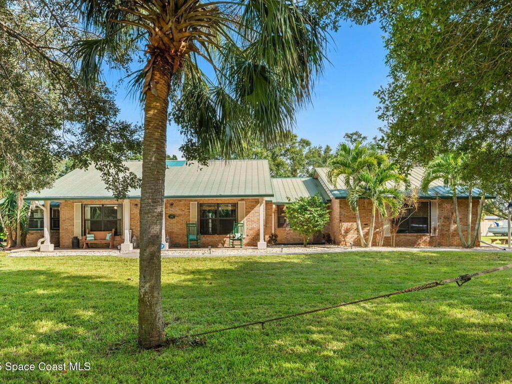 3535 Grant Road, Grant-Valkaria, FL 32949
