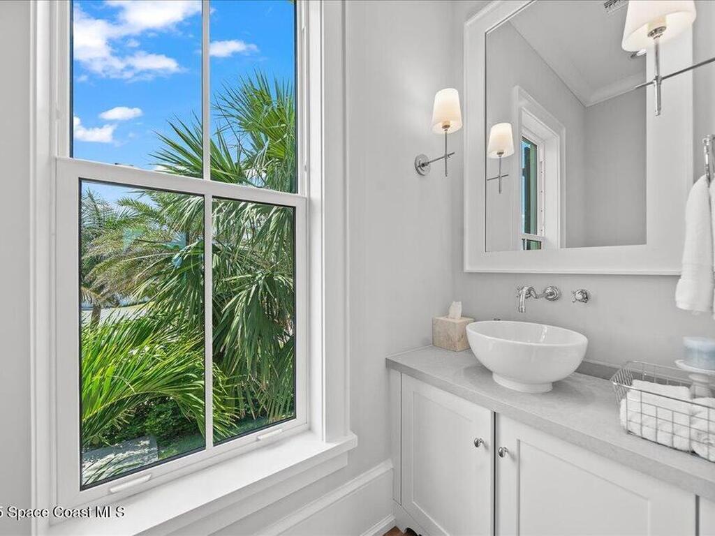 5525 Jimmy Buffett Mem Highway, Melbourne Beach, FL 32951