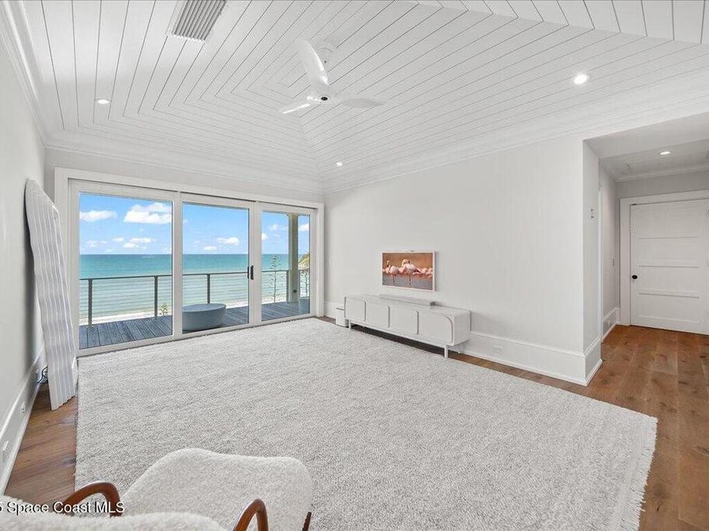 5525 Jimmy Buffett Mem Highway, Melbourne Beach, FL 32951