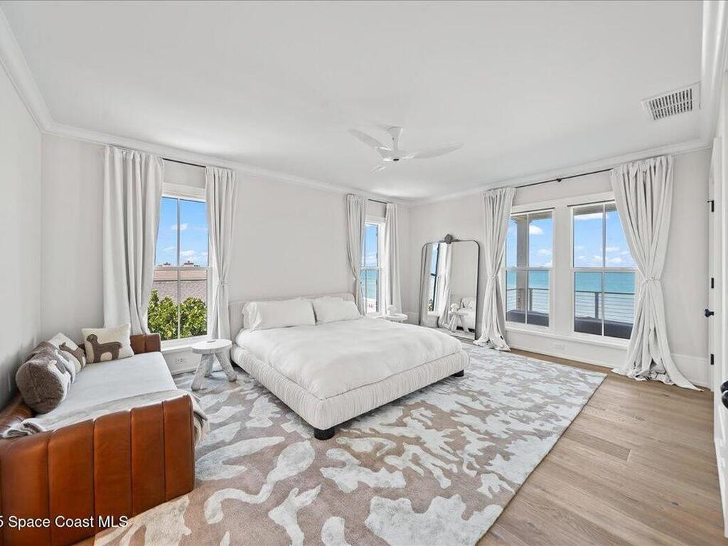 5525 Jimmy Buffett Mem Highway, Melbourne Beach, FL 32951