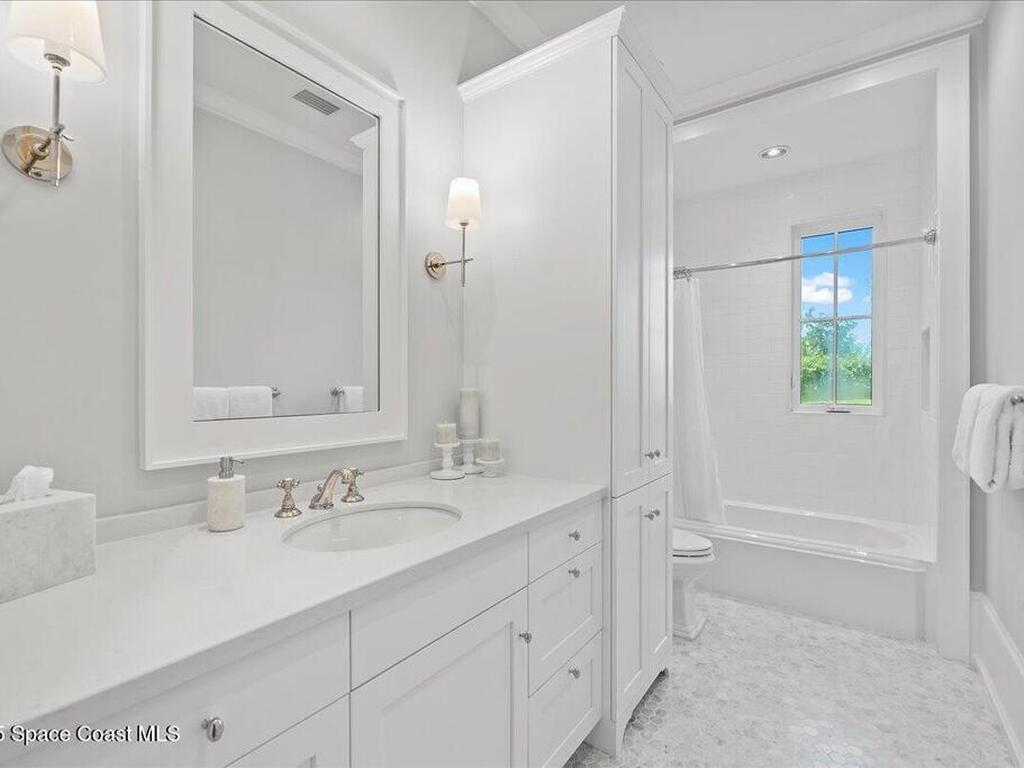 5525 Jimmy Buffett Mem Highway, Melbourne Beach, FL 32951