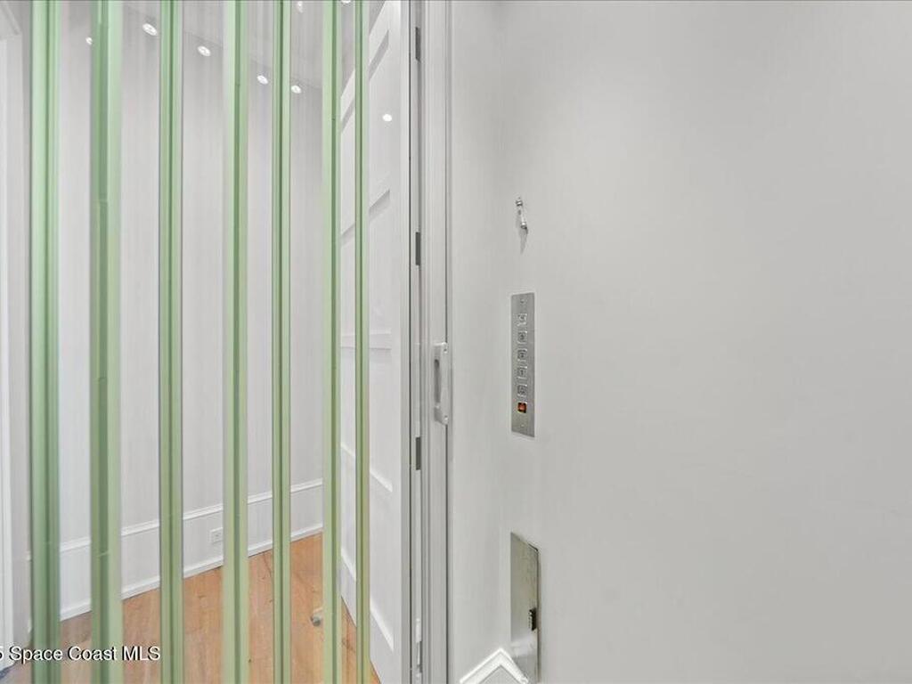 5525 Jimmy Buffett Mem Highway, Melbourne Beach, FL 32951