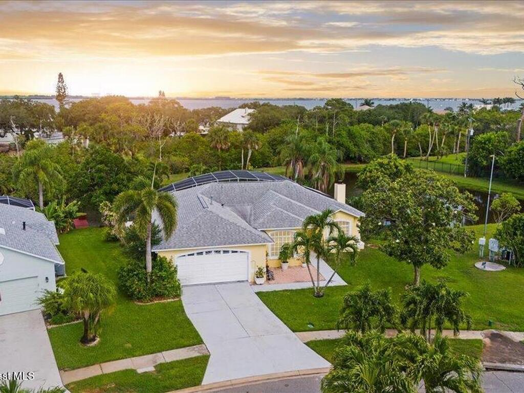 990 Harbor Pines Drive, Merritt Island, FL 32952