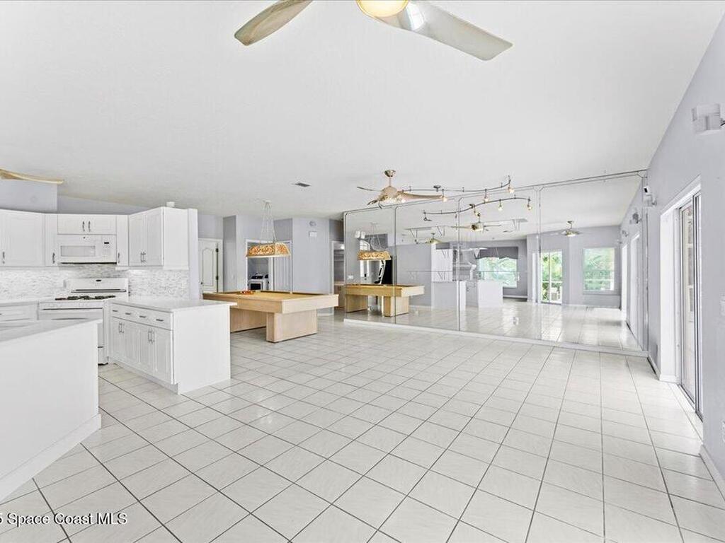 990 Harbor Pines Drive, Merritt Island, FL 32952