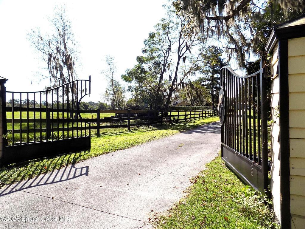 750 SW 91st Place, Ocala, FL 34476