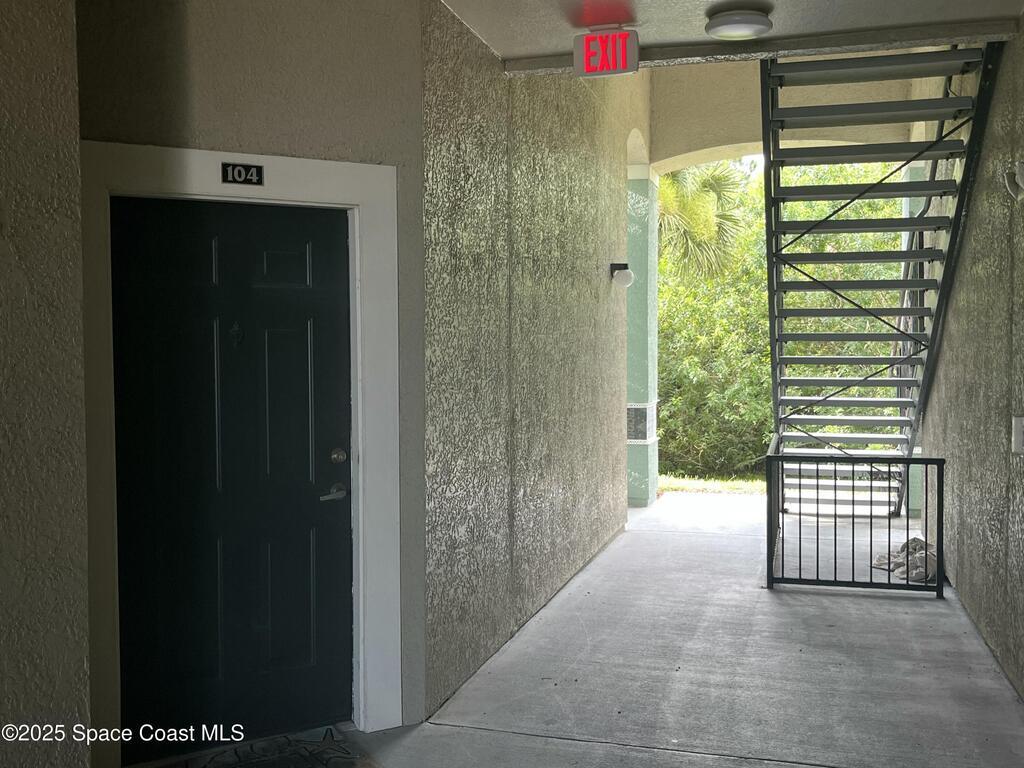 5663 Star Rush Drive, Melbourne, FL 32940