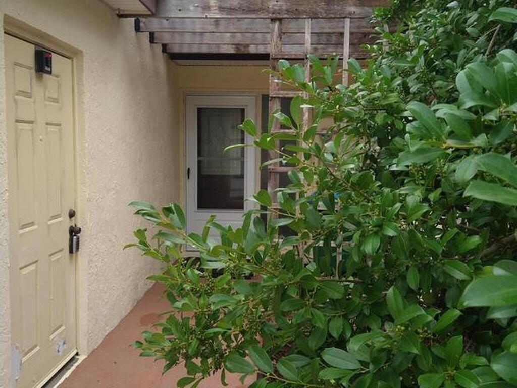 8705 Hibiscus Court, Cape Canaveral, FL 32920