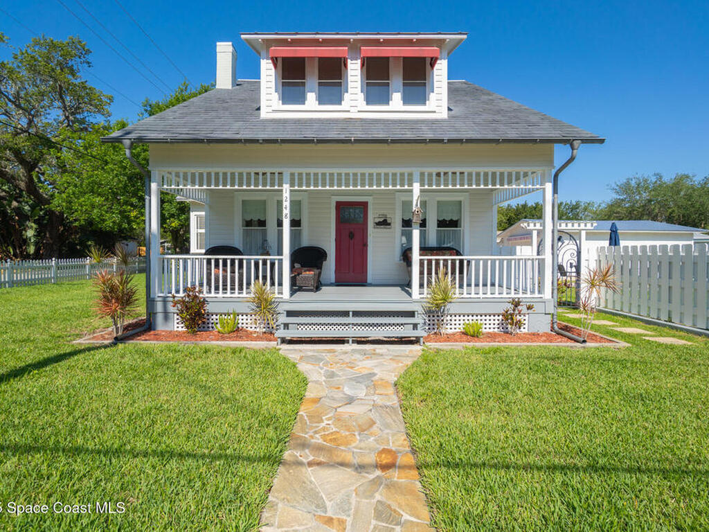 1248 Highland Avenue, Melbourne, FL 32935