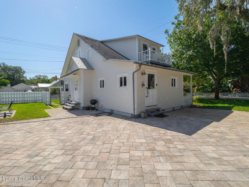 1248 Highland Avenue, Melbourne, FL 32935