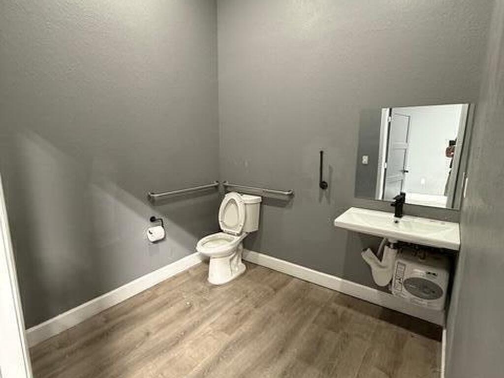 2130 W King Street, Cocoa, FL 32926