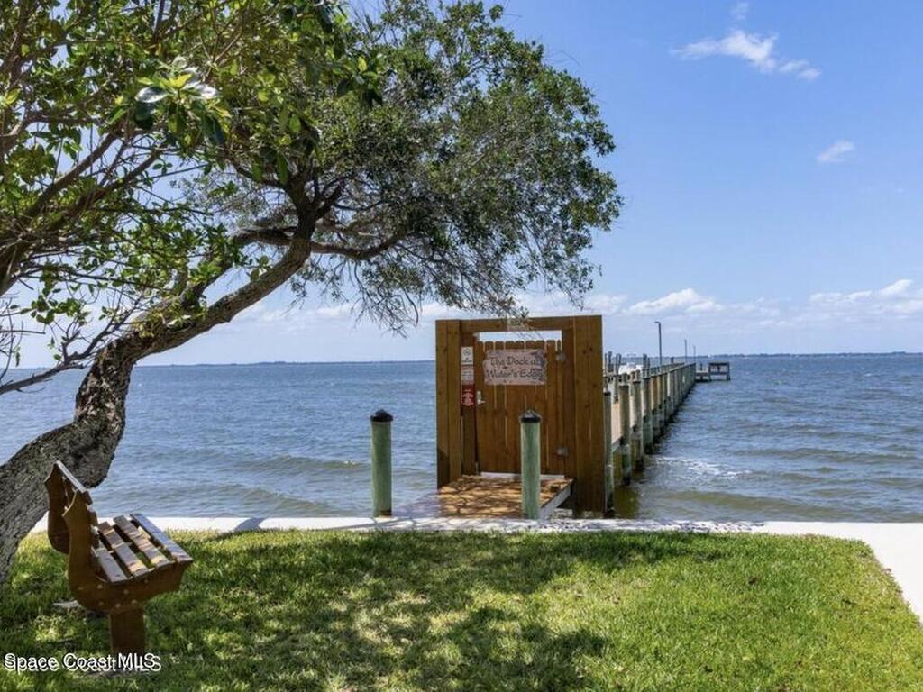 2815 S Atlantic Avenue, Cocoa Beach, FL 32931