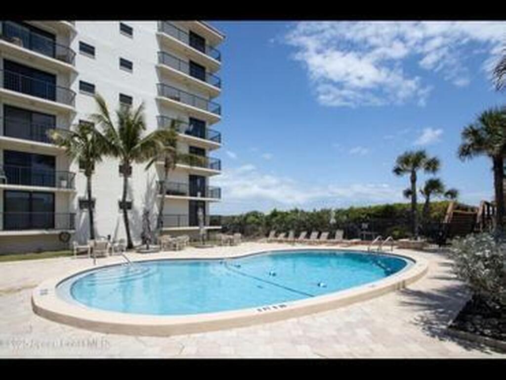 2815 S Atlantic Avenue, Cocoa Beach, FL 32931