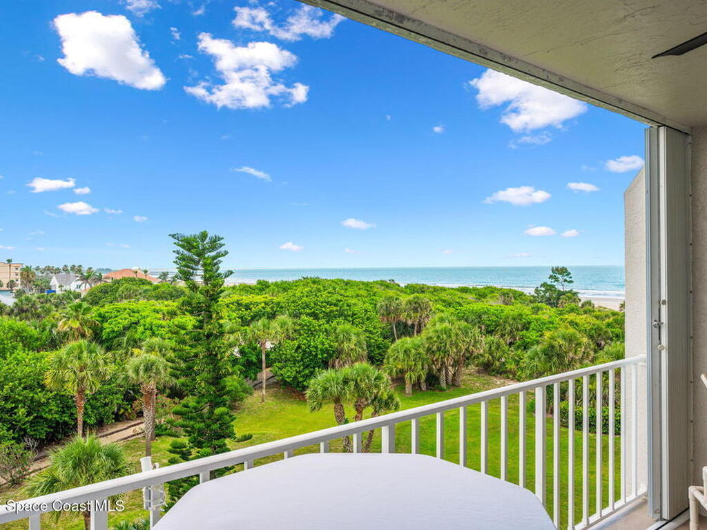 8700 Ridgewood Avenue, Cape Canaveral, FL 32920