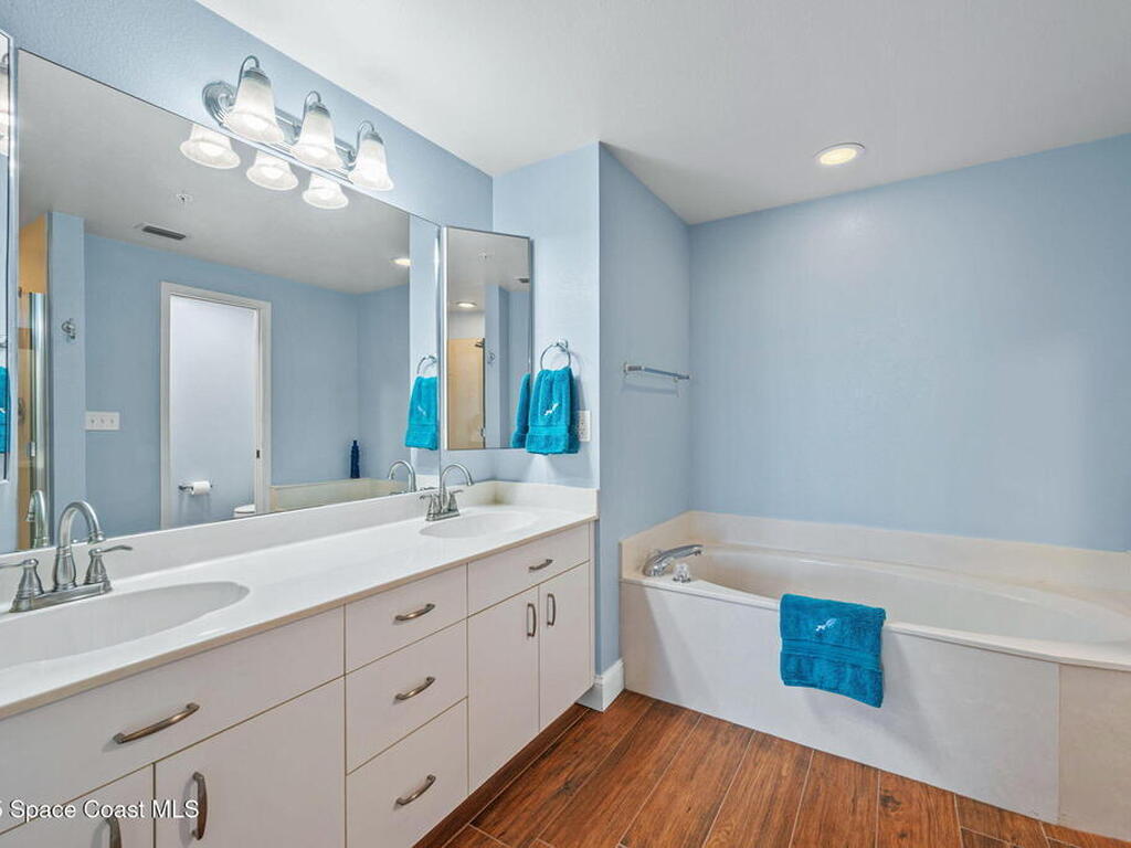 8700 Ridgewood Avenue, Cape Canaveral, FL 32920