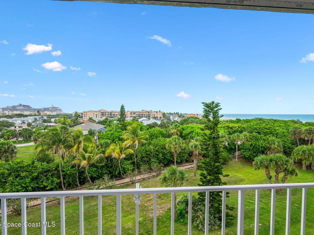 8700 Ridgewood Avenue, Cape Canaveral, FL 32920