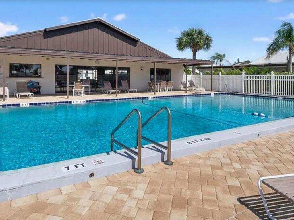 199 Skyline Court, Satellite Beach, FL 32937