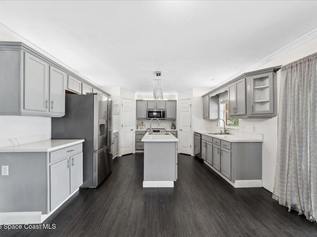 6735 Grissom Parkway, Cocoa, FL 32927