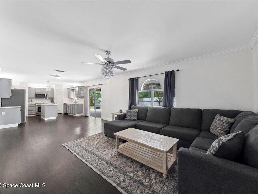 6735 Grissom Parkway, Cocoa, FL 32927