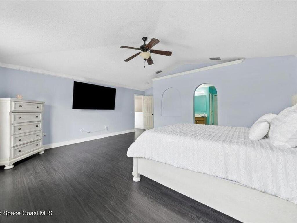 6735 Grissom Parkway, Cocoa, FL 32927