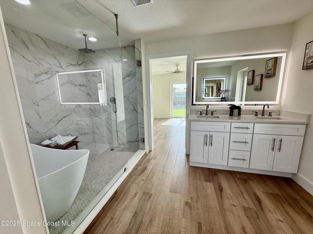 57 Riverview Lane, Cocoa Beach, FL 32931