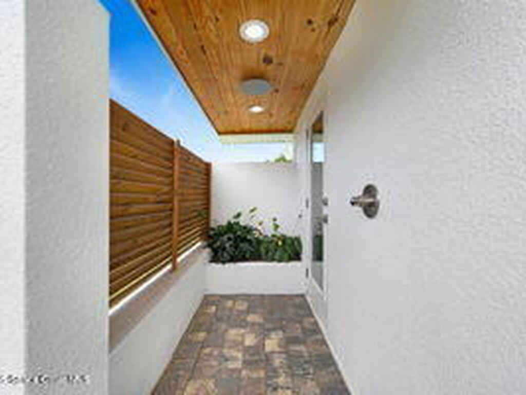 57 Riverview Lane, Cocoa Beach, FL 32931