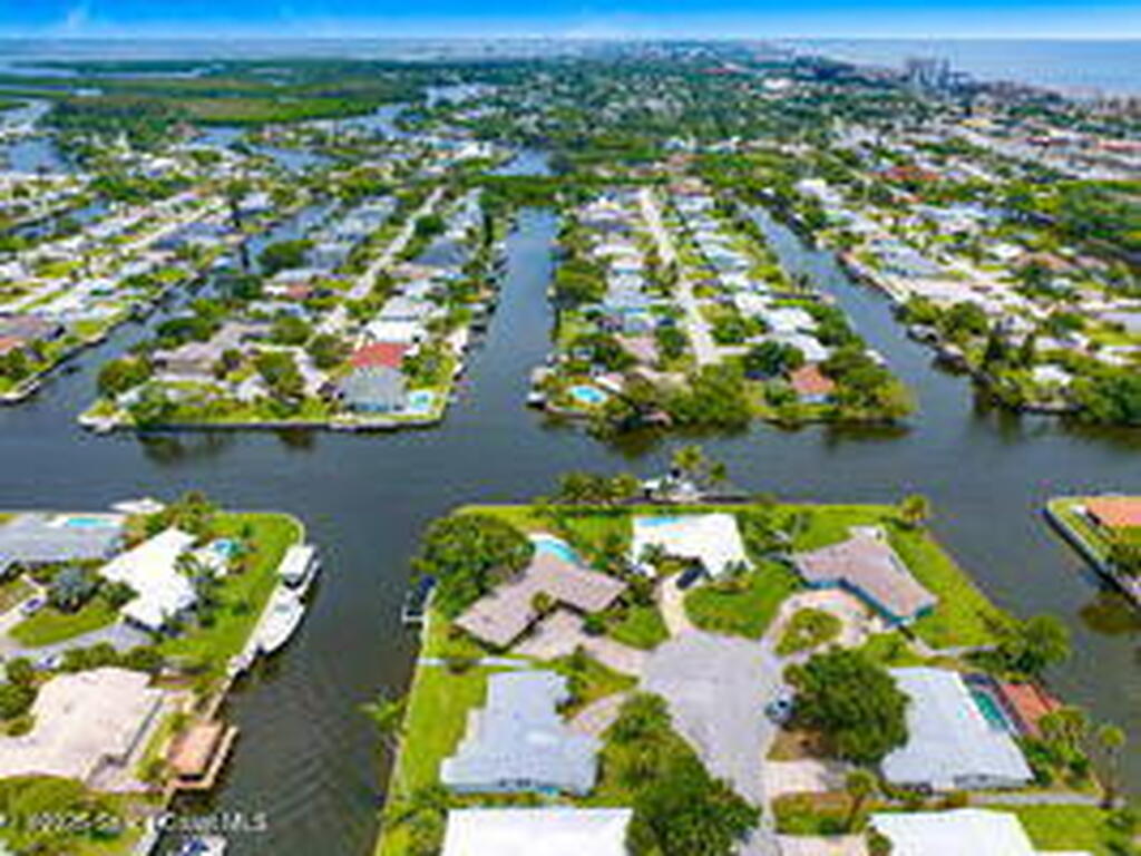 57 Riverview Lane, Cocoa Beach, FL 32931