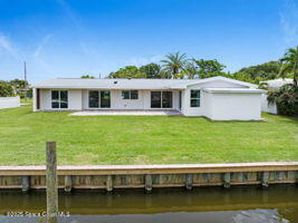 57 Riverview Lane, Cocoa Beach, FL 32931