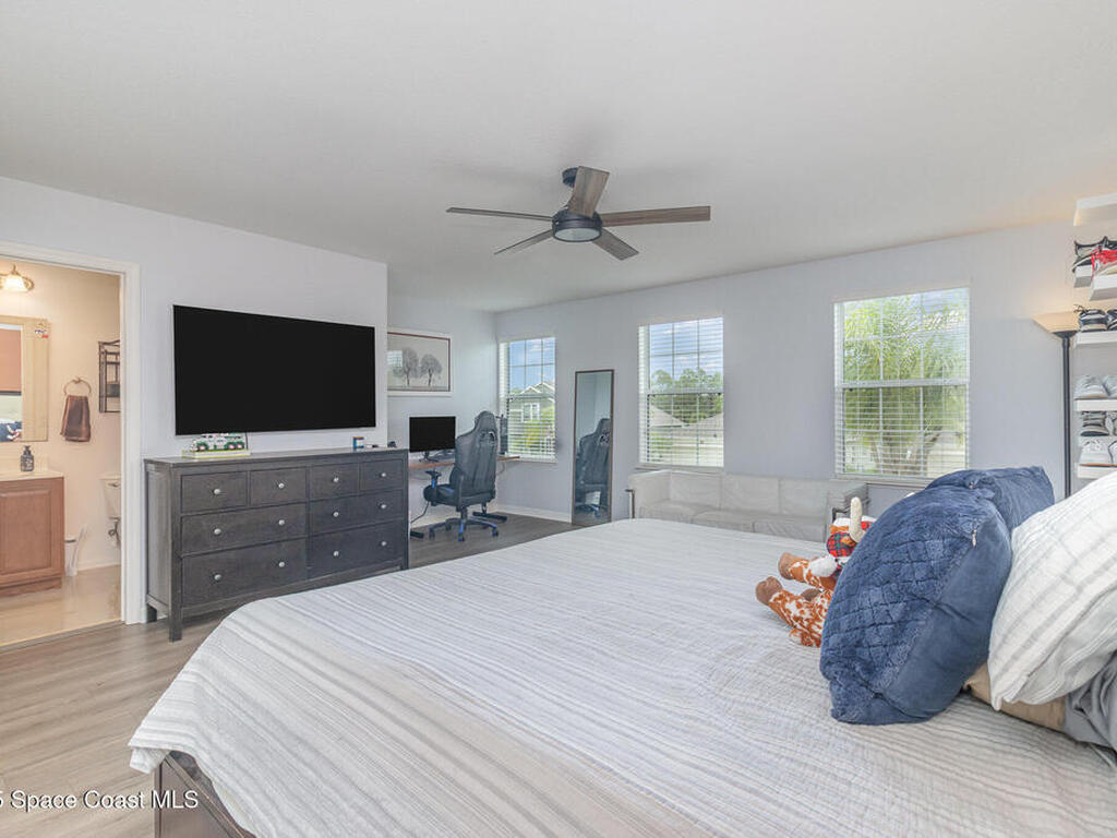 2039 Snapdragon Drive, Palm Bay, FL 32907