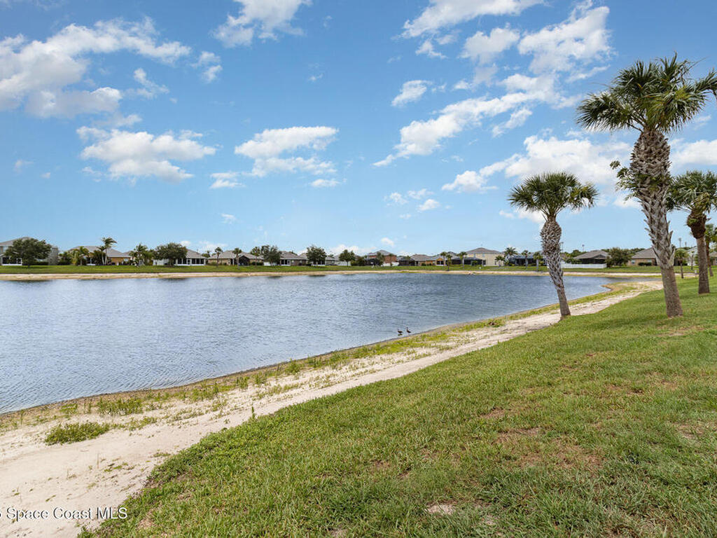 2039 Snapdragon Drive, Palm Bay, FL 32907