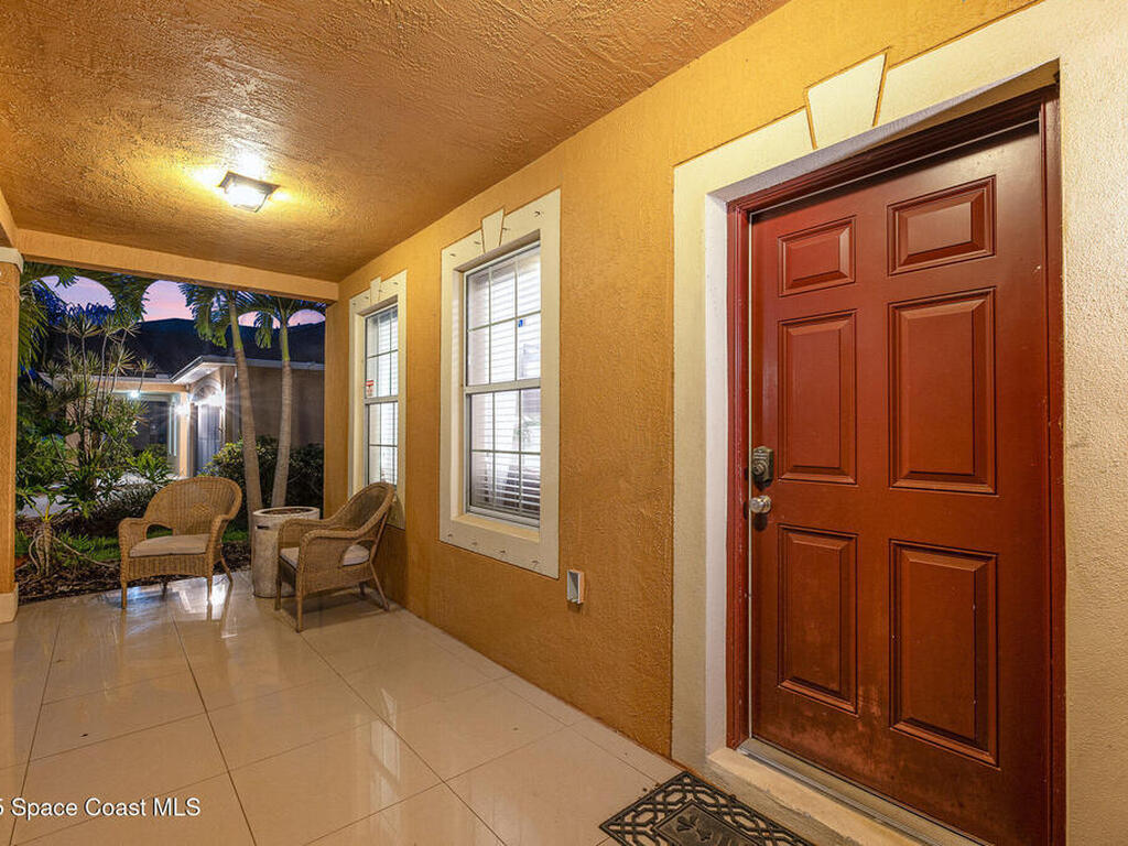 2039 Snapdragon Drive, Palm Bay, FL 32907