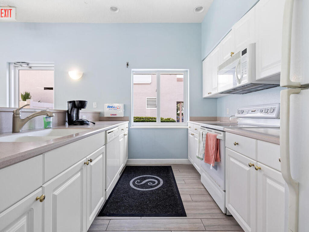 2085 Highway A1a Highway, Indian Harbour Beach, FL 32937